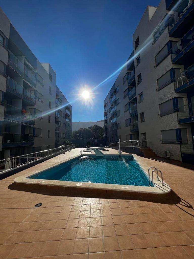 Pmt19 - Los Locos 19 - Edificio Orbiplaya Torrevieja Exterior foto